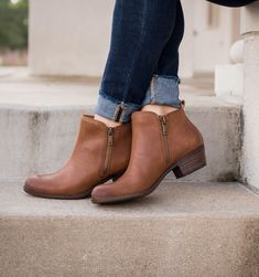 Lucky Brand Booties Outfit, Brown Booties Outfit, Brown Ankle Boots Outfit, Booties Outfit Fall, Brown Boots Outfit, American Girl Doll Hairstyles, Boot Outfits, Winter Boots Outfits, Lucky Brand Booties