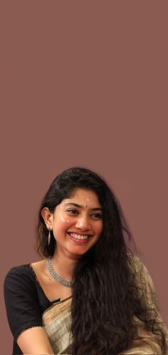 Sai Pllavi, Sai Pallavi Portrait, Sai Pallavi Hd Images 1080, Saipallavi Hd Wallpaper, Sai Pallavi Hd Images Wallpaper, Saipallavi Images Hd, Tamil Heroines, Best Photo Books