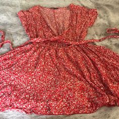 Nwot 15” Bust 12”-14” Waist 31” Length Red A-line Floral Dress For Summer, Red Floral Sundress For Summer, Casual Red Floral Dress For Day Out, Spring Red Printed Dresses, Red Casual Floral Summer Dress, Red Floral Sundress For Spring, Red Floral Casual Summer Dress, Casual Red Floral Summer Dress, Fitted Red Floral Dress For Summer