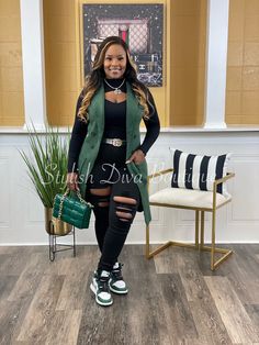 Classy Girl Cardigan Vest (Dark Green) One Piece With Cardigan Outfit, Green Cardigan Outfit Black Women, Winter Outfits With Vest, Green Vest Outfits For Women, Hunter Green Outfit, Classy Fall Outfits Black Women, Cardigan Outfit Black Women, Green Vest Outfit, Green Cardigan Outfit