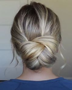 Easy Updo, Easy Updo Hairstyles, Up Dos For Medium Hair, Peinados Recogidos, Trendy Hairstyle, Bun Hairstyle, Medium Long Hair