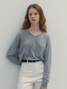 Composition : Nylon 55%, Wool 30%, Polyester 15%Color: GrayCountry of Origin : Republic of Korea Gray Sweater For Workwear, Chic Gray Sweater For Spring, Spring Gray Sweater For Layering, Knitwear, Composition, V Neck, Wool, Knitting, The Originals