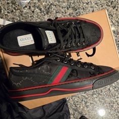 - Gucci - Men’s Size 12 - Like New Condition Off The Grid, Gucci Shoes, Gucci Men, Shoes Men, Mens Shoes Sneakers, Black Red, Shoes Mens, Men's Shoes, Shoes Sneakers