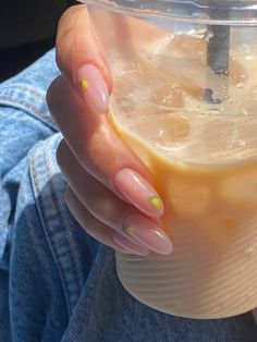 #nails #nailinspo #nailsinspo #lemons #naildesign #lemonnails #icedcoffee Lemon On Nails, Lemons Nail Art, Nail Lemon, Short Lemon Nails, Nails Lemon Design, Lemon Nails Designs Summer, Summer Lemon Nails, Lemon Design Nails, Limoncello Nails