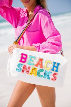 This is the perfect bag for your travels! They are so oversized and pack efficiently, because they do not take up a lot of room. Please note that the interchangeable straps do not come with the bag and are sold separately. Terry Cloth Bag, Beach Vacation Accessories, Beach Party Gifts, Beach Snacks, Iron On Letter Patches, Towel Bag, Preppy Bags, Letter Patches, Judith March