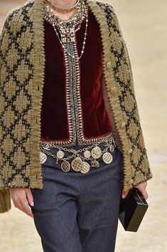 Chanel 2015, Mode Hippie, Fashion Chanel, Chanel Inspired, Chanel Couture, Paris Mode, Couture Details, Chanel Fashion