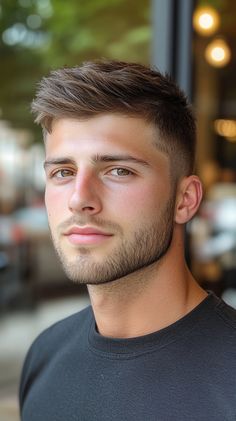 Caesar Cut Men Guys Haircut, Comb Over Haircut Men, Mens Beard Styles Short, Caesar Cut Men, Blow Out Hair, Popular Hairstyles For Men, Classic Mens Haircut, Gentleman Haircut