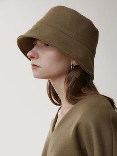 - Wool blended bucket hat - Embroidered logoMeasurements(in.)- Girth: 23.2Composition & Care- Fabric: 80% Wool, 20% Nylon- Dry cleanDesigner- Made in Korea- by MOONSUN- Style#: 300846888 Khaki Wide Brim Bucket Hat For Spring, Casual Felt Cap For Spring, Casual Flat Brim Bucket Hat For Winter, Casual Spring Felt Cap, Casual Felt Bucket Hat For Fall, Khaki Curved Brim Bucket Hat For Spring, Casual Bucket Hat For Fall, Casual Fall Bucket Hat, Summer Felt Bucket Hat