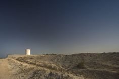 White Fortress . Al Khiran TAEP+AAP . photos: © Fernando Guerra / FG+SG Embodying the architectural attributes of Northern Gulf architecture of privacy and discretion, the White Fortress is enveloped by towering, thick walls that offer protection from the harsh climate and arid surroundings, while enclosing a serene and inviting interior. The dwelling program is … Continue reading TAEP+AAP