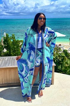 Chiffon Kimono Outfit, What To Wear To A Pool Party, Beach Wear For Ladies, Girls Hangout, Cookout Party, Kimono Set, Beach Party Outfits, Kimono Outfit, Chiffon Kimono