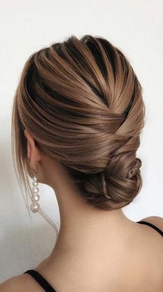 Sanggul Modern, Wedding Hair Up, Easy Updo Hairstyles, Low Bun, Penteado Cabelo Curto, Wedding Garter, Party Hairstyles, Bride Hairstyles, Down Hairstyles