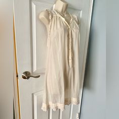 Wilfred Nwt Cotton/Silk Woven With Cotton Lace Trim Dress. Xs, Light Beige Color. Excellent Condition,Kept In Smoke Free Environment. Summer Silk Slip Dress With Lace Trim, Daytime Sleeveless Mini Dress With Lace Trim, Sleeveless Silk Dress With Lace Trim, Feminine Silk Dress With Lace Trim, Feminine Silk Sleep Dress, Sleeveless Lace Trim Slip Dress For Vacation, Viscose Mini Dress For Daywear, Chic Tunic Mini Dress For Daywear, Sleeveless Lace Trim Mini Sleep Dress