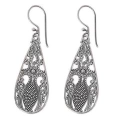 Indonesian artisan Putu Putri presents these sterling silver dangle earrings. Sterling silver swirls and beads create a lace-like effect in the teardrop earrings. Flower Pendant Necklace, Silver Dangle Earrings, Sterling Silver Dangle Earrings, Sterling Silver Flowers, Women Artisans, Silver Earrings Dangle, Jewelry Packaging, Silver Flowers, Earrings Sterling Silver