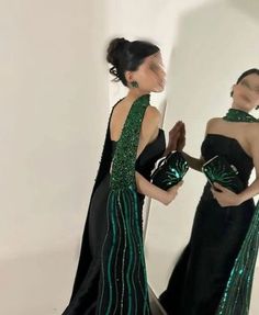 Elevate your formal attire with Dreamy Vow's elegant black mermaid Arabic evening dress. This luxurious gown features a stunning beaded design, complete with a matching scarf. Perfect for weddings and parties, this dress radiates luxury and sophistication. Feel like royalty at your next event with Dreamy Vow. window.adminAccountId=244214477; Dresses With Scarf, Black Satin Prom Dress, Dubai Women, Robes Glamour, Elegant Ball Gowns, Strapless Prom Dresses, Black Mermaid, Ball Gown Skirt, فستان سهرة