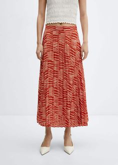 Printed pleated skirt -  Women | Mango USA Sonic T Shirt, Midi Denim, Printed Pleated Skirt, Pleated Long Skirt, Jacquard Sweater, Striped Jersey, Orange Top, Denim Midi Skirt, Pink Skirt