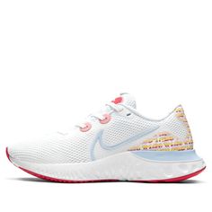 Nike Colorful Shoes, Spikes Running Shoes, Ball Shoes, Shoes For School, Hoka Shoes, Preppy Shoes, Shoe Wardrobe, Women's Sportswear