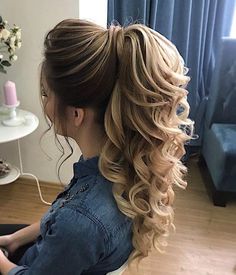 Ponytail Diy, Formal Ponytail, Diy Ponytail, Sanggul Modern, Hairstyles Diy, Daily Hairstyles, Pinterest Hair, Penteado Cabelo Curto, Blonde Bobs