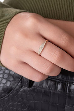 A Pave Diamond Slim Signet Ring that stands out from the ordinary ✨
Brilliant pave diamonds adorn a delicate 14k gold band for a piece that is designed to bring a major dose of sparkle to your casual stack and a modern flair to any ensemble. Dainty Band, Diamond Free, 14k Rose Gold Ring, Rose Yellow, 14k Gold Ring, Recycled Gold, Sparkle Diamonds, Conflict Free Diamonds, Gold Band