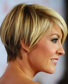 Tendências de cortes de cabelo 2016: Opções de cortes para cabelos curtos, longos, em camadas e corte de cabelo para cada tipo de rosto. Razor Cut Hair, Popular Short Haircuts, Short Shaggy Haircuts, Shaggy Short Hair, Shaggy Haircuts, Short Straight Hair, Best Short Haircuts