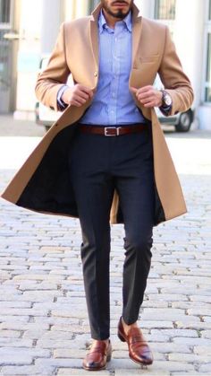 Discover timeless and sophisticated Office Old Money Fashion For Men. Get inspired by 20+ influencer-approved looks to elevate your style in 2024. Tan Top Coat Men Outfit, Mens Work Suits, Men Coat Outfit Formal, Mens Dress Up Outfits, Professional Outfits Men, Office Old Money, Old Money Fashion, Money Fashion