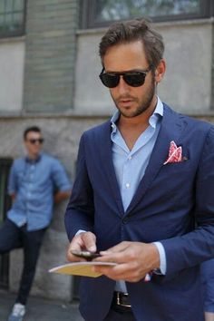 Men style Gentleman Mode, Milan Men's Fashion Week, Blue Suit Men, Summer Blazer, Fashion Week Spring 2014, Casual Chique, Suit Men, Blue Long Sleeve Shirt, Mens Fashion Week