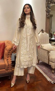 Fancy Suit, Pakistani Wedding Outfits, Beautiful Pakistani Dresses, Salwar Kamiz