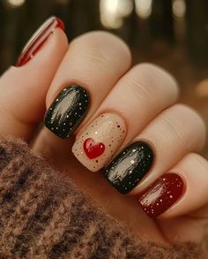 28 Exclusive Cottagecore Aesthetic Nail Ideas for Valentine's Day - The Mood Guide