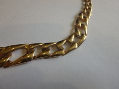 vintage NAPIER gold tone graduated gold tone necklace 18 inch long excellent vintage condition no signs of wear clasp locks nice and tight Antique Gold Necklace For Formal Occasions, Yellow Gold Formal Costume Jewelry Chain Necklace, Yellow Gold Formal Chain Necklace, Formal Yellow Gold Costume Jewelry Chain Necklace, Gold-tone Costume Jewelry Necklace For Formal Occasions, Gold-tone Curb Chain Necklace For Formal Occasions, Antique Gold Necklace With Figaro Chain, Formal Gold-tone Curb Chain Necklace, Gold Chain Necklace, 16 Inch For Formal Occasions