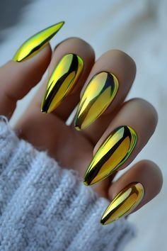 Minimalist Nails Chrome, Trendy Nails Chrome, Aura Nails Chrome, Summer Nails Natural, Natural Chrome Nails, Nails Acrylic Ombre, Nails Summer Chrome, Summer Nails Chrome, Yellow Chrome Nails