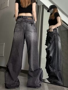 SPECIFICATIONSBrand Name: NoneMaterial: COTTONElasticity: Slight StrechFabric Type: SoftenerLength: Full LengthFit Type: RegularStyle: CasualDecoration: ButtonOrigin: Mainland ChinaCN: HunanSeason: SummerJeans Style: Wide Leg PantsAge: MIDDLE AGEWaist Type: HIGHModel Number: K8014Release Date: Summer Thickness: RegularItem Type: JEANSGender: WOMENPlace Of Origin: China (Mainland)Closure Type: Zipper FlyWash: Light Niche Design Jeans, High Street Heavy Industry Wide Leg Pants, High-end Floor Leng Ripped Jeans Women, Design Jeans, Stylish Fall Outfits, Heavy Industry, Middle Age Fashion, Style Wide Leg Pants, Summer Jeans, Outfit Inspiration Fall, Niche Design