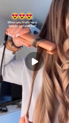 hairhack4you on Instagram: "Cool hair hack 👍👍👍 . #videohair #hairvideoshow #hairstyletutorial #tutorialvideo #hairtransformation #hairglamvideos #hairideas #braidsofinstagram #hairtutorial #tutorialhair #hairvideotutorial #hairdecoration #braidoftheday #prettyhairstyles #hairstyleideas #hairofinstagram #hairvideoshow #hotd #cutehairstyles #hairoftheday" Gina Kirschenheiter Short Hair, Beach Waves Thick Hair, Curling Hair Tutorial, Gina Kirschenheiter, Homecoming Hairstyle, Cool Hair, Layered Haircuts For Medium Hair