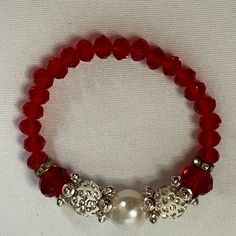 Red Crystal Beaded Bracelet Red Crystal Bracelet, Red Bracelet Ideas, Bracelet Model, Red Outfits, Holiday Bracelets, Red Beaded Bracelet, Red Bracelet, Red Bracelets, Pink Bathroom