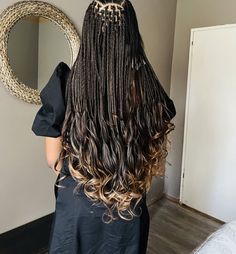 Silky Braids, Baddie Braids, Lock Hairstyles, Curl Braids, Braiding Hair Colors, Braids Styling, Silk Press Natural Hair, Cute Box Braids