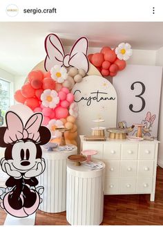 Minnie Mouse Table Centerpiece, Baby Boy Birthday Decoration, Minnie Mouse Table, Mickey Mouse Party Decorations, Minnie Mouse Birthday Theme, Boy Birthday Decorations, Birthday Party Photography, Minnie Mouse Theme, Birthday Party Theme Decorations