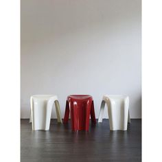 Set of three stools made of stackable plastic. Model "Stucki" Giorgina Castiglioni design for Bilumen, signed under the seat: Bilumen Stucki Giorgina Castiglioni, 70 years. This piece has an attribution mark,   I am sure that it is completely authentic and  take full responsibility for any authenticity   issues arising from misattribution Stools, Design