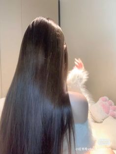 1940s Hair, Hair Asian, Straight Black Hair, 1940s Hairstyles, Dryer Brush, Hair Inspiration Long, Long Silky Hair, Easy Asian, Really Long Hair