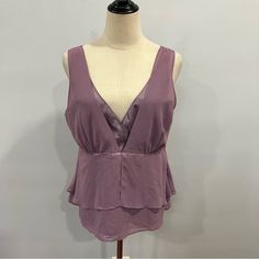 New With Tag Old Navy Mauve V-Neck Sleeveless Layered Side Zip Closure Top Blouse Size Large 10-4 Navy Purple, Old Navy Tops, Navy Tops, Side Zip, Pink Purple, Old Navy, Top Blouse, Womens Tops, V Neck