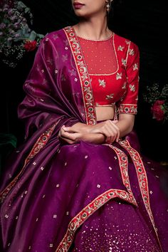 Shop for Shimai Jayachandra Purple Silk Organza Twilight Lily Embroidered Dupatta for Women Online at Aza Fashions Designer Bridal Saree, Purple Combination, Saree Red, Saree Blouse Neck Designs, Fashionable Saree Blouse Designs, Blouse Designs Indian, Blouse Designs Silk, Elegant Blouse Designs, Unique Blouse Designs