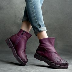 Details: Type:Women Shoes Heel height: Low Heel（1- 3 cm） Upper Material:Cow Leather Season: Winter Color:Purple, black, purple cotton, black cotton Size: 35,36,37,38,39,40 Size: size length cm inch 35 22.50 8.86'' 36 23.00 9.06'' 37 23.50 9.25'' 38 24.00 9.45'' 39 24.50 9.65'' 40 25.00 9.84'' Fish Boots, Shoes 2021, Chunky Heels Sandals, Winter Boots Women, Vintage Casual, Womens Sandals Flat, Pump Sandals, Large Fashion, Vintage Leather