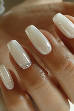 Indulge in bridal elegance with our Wedding Nails board showcasing Enchanting Love Story Shine! Wedding Nails For Bride Designs, White Bride Nails Wedding, Engagement Nails 2024, Wedding Nails For Bride Sparkle, Bride Nails 2024, Manicure For Bride, White Bride Nails, Wedding Nails For Bride Elegant, Bride Nails Ideas