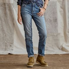 Roll them up or wear them straight. These boyfriend jeans are slimming either way, and they're still super comfy. Cropped Chinos, Boyfriend Shorts, Perfect Jeans, Ankle Pants, Outdoor Apparel, Cropped Jeans, Boyfriend Jeans, Cotton Spandex, Bootcut Jeans