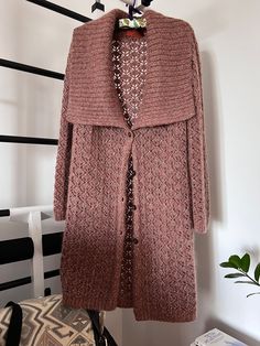 The cardigan is in great condition, like newer worn The measurements for the cardigan are: pit to pit width 54cm / 21.2in shoulder width 42cm / 16.5in waist width 50cm / 19.5in sleeve length 70cm / 27.5in length 98cm / 38.5in Vintage Knit Sweater Coat For Fall, Vintage Knitted Sweater Coat For Fall, Vintage Knitted Long Sleeve Sweater Coat, Vintage Knitted Sweater Coat With Long Sleeves, Vintage Long-sleeved Knit Cardigan, Vintage Knit Sweater Coat, Vintage Knit Sweater Coat With Long Sleeves, Vintage Long Sleeve Knit Cardigan, Long Cardigan For Fall