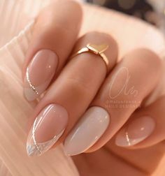 Ongles Beiges, Colorful Nails, White Nail Designs, Bride Nails, Bridal Nails, Prom Nails, Nail Arts, Nail Accessories