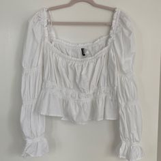 New Without Tags But Never Worn! Super Cute Just Purchased Wrong Size. So Trendy And Perfect For A Crisp Fall White Outfit. H&m Puff Sleeve Tops For Spring, H&m Casual Puff Sleeve Tops, Casual H&m Puff Sleeve Tops, Casual Puff Sleeve Tops By H&m, Casual Puff Sleeve Tops From H&m, H&m Long Sleeve Tops For Day Out, H&m White Tops For Daywear, White H&m Tops For Daywear, H&m Cotton Blouse For Brunch