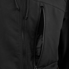 YKK zipper closure; Oversized comfort hood with drawstring; Oversized chest pocket with various compartment organization and zipper closure; Raglan sleeve to aid in movement; Neoprene placket under zipper; Elastic band on the wrist; Sleeve hem thumbholes; Drawstring regulation at the bottom; Rubber logo on the left sleeve; Regular fit Compartment Organizer, Men Model, Chest Pocket, Raglan Sleeve, Water Repellent, Hoodies Men, Zipper, ? Logo