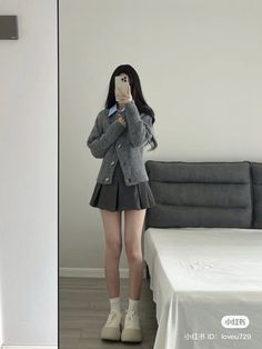 Skirt Outfits Korean, Tennis Skirt Outfits, Outfit Korean Style, Women Portrait, Girl Fashion Style, Photo Cute, Fashion Kawaii, Outfit Korean