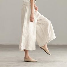 Summer Women Linen wide Leg Pants – SimpleLinenLife Cotton Wide Leg Pants, Wide Leg Pants Women, Linen Wide Leg Pants, Cotton Harem Pants, Summer Pants Women, Balloon Pants, Linen Fashion, Summer Linen, Wide Leg Linen Pants