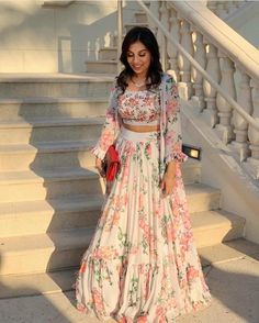 Lehenga With Shrug, Floral Lehenga, Lehenga Suit, Bridal Lehenga Choli, Designer Lehenga Choli, Ethnic Dress, Chaniya Choli, Indian Designer Outfits