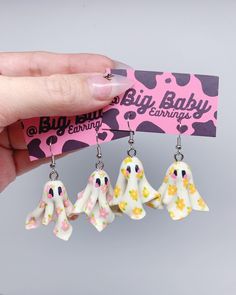 Sheet Ghost, Big Baby, Ghost Earrings, Funky Earrings, Cute Clay, Clay Jewelry Diy, Funky Jewelry, Diy Clay Crafts, Dream Jewelry