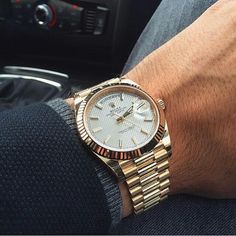 Cowboy Aesthetic, Mens Hairstyles Thick Hair, Stylish Men Casual, Gold Watch Men, Rolex Day Date, Stylish Watches, Two Tone Watch, Luxury Watches For Men